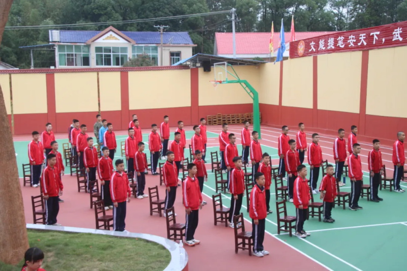 2025年下学期德育课堂：“孝为先”第七课《如何面对孩子的青春迷茫》